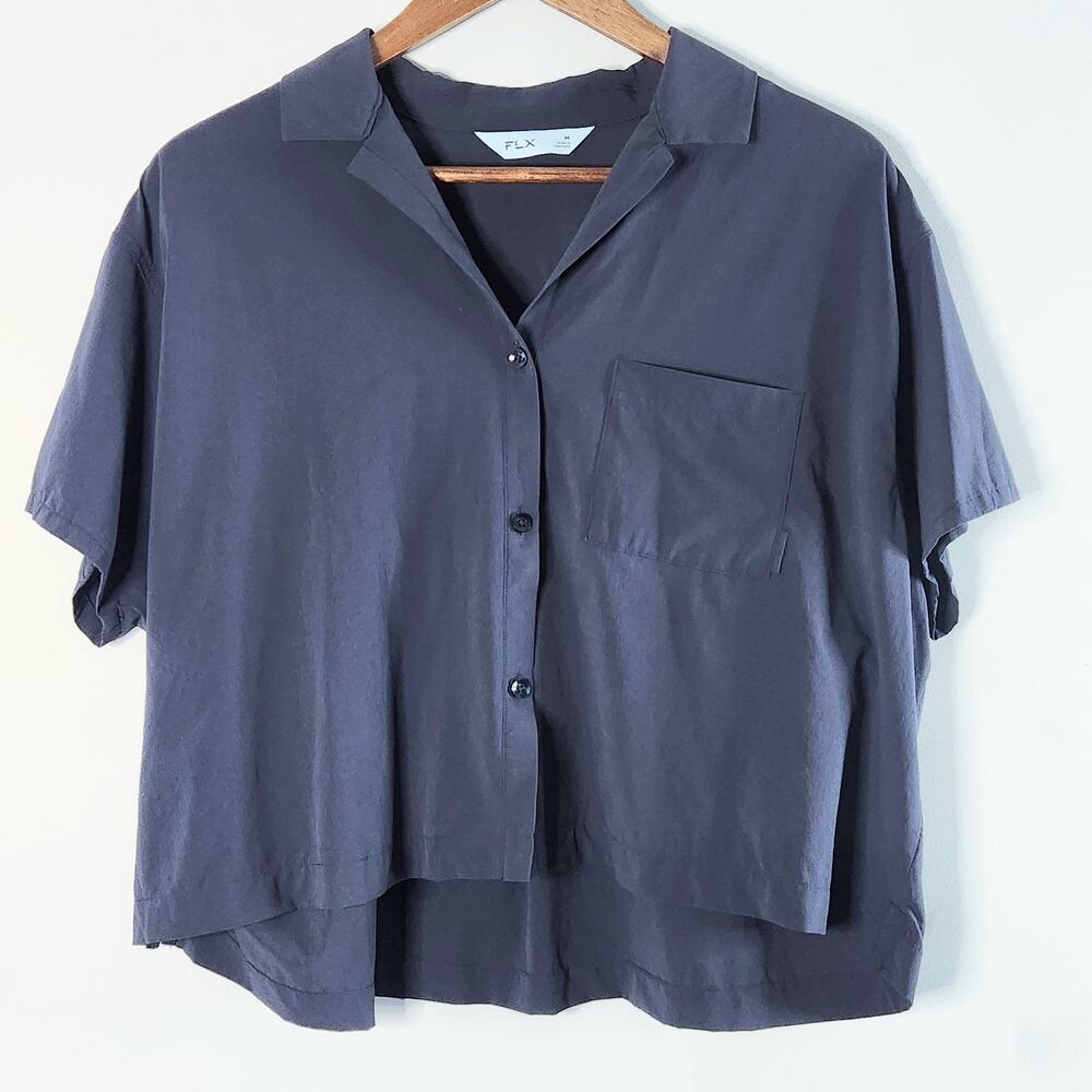 FLX Womens Dark Gray Button Up Woven Camp Shirt Size Medium Cropped Loungewear